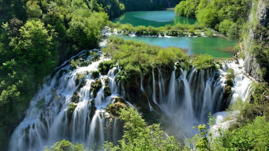 From Zadar: Plitvice Lakes National Park Tour - From Zadar to Plitvice: the long, scenic start