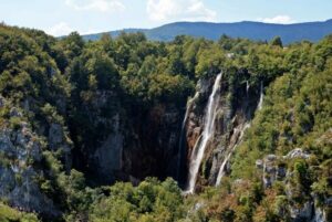 From Zadar: Plitvice Lakes National Park Tour - What happens inside Plitvice Lakes National Park