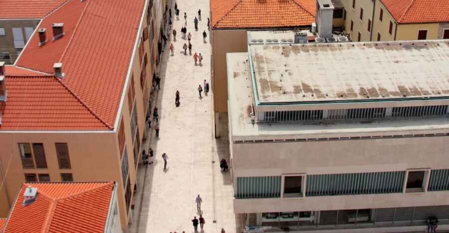 History Walking Group Tour in Old Center of Zadar - St. Donatus Church: the landmark you recognize even before you read it