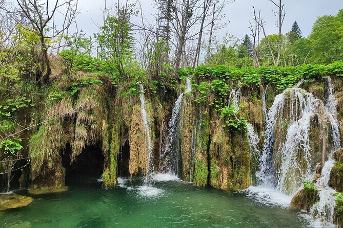Private Roundtrip Transfer from Zadar to Plitvice National Park - Private Door-to-Door Transfer: Zadar Pickup Without the Fuss
