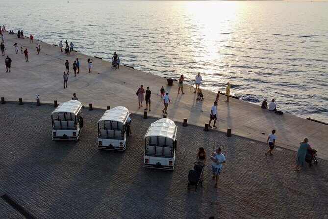 Zadar: City and Wine Tour in Zadar with Eco Tuk Tuk - Church of St. Donatus and the Forum: short walks, big visual payoff