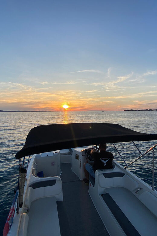 Zadar: Golden Hour Cruise RIB Tour Island Dinner Stop & Swim - From Molo Branimira to the first cruise stretch