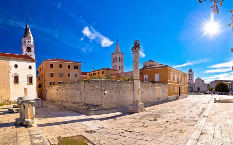 Zadar: Guided Old Town History Walking Tour - Timing tips: How to make the hour feel longer