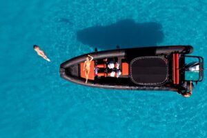 Zadar: Island Luxury Speedboat Tour with Snorkeling - Stop 1: Ošljak, the Tiny Island With the Big-View Climb
