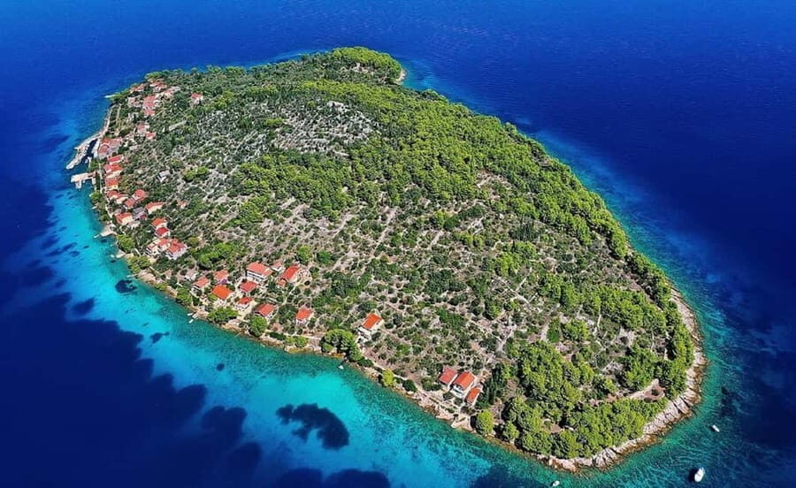 Zadar: RIB boat Tour to Hidden Bays with Snorkeling & Drinks - Weather changes and how flexible the plan is